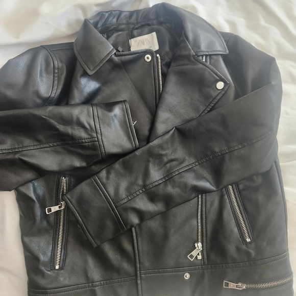 Zara Jackets & Blazers - Zara Black Faux Leather Moto Jacket with Silver Hardware
